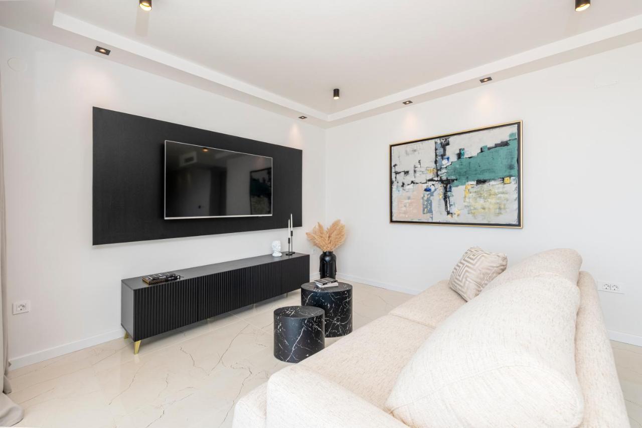 K&N Luxapartment - Jacuzzi And Magnificent Sea View Mlini Exterior foto